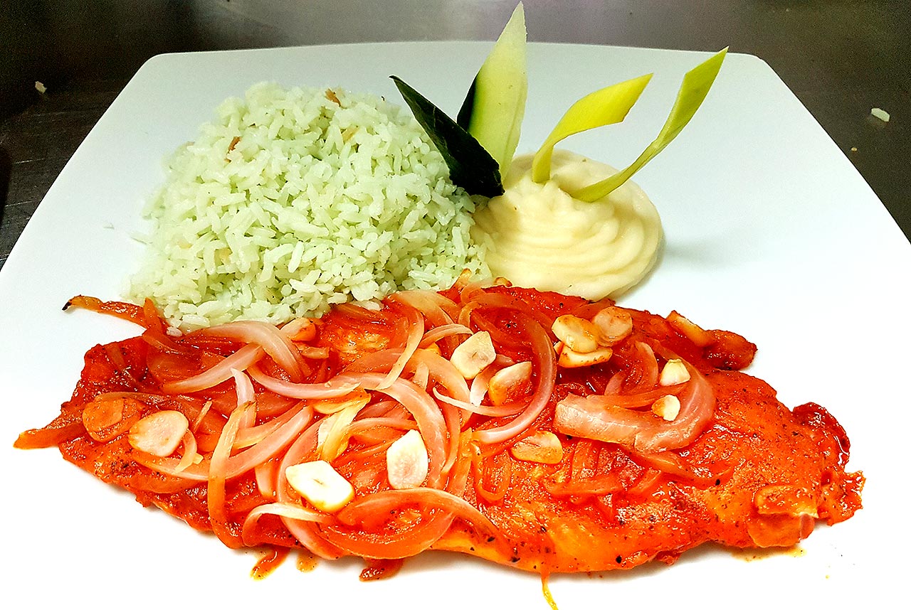 Salbutes Ascension Bay Mexico Fly Fishing Lodge Dining 